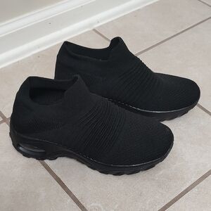 STQ Women's Black Slip-On Sneakers